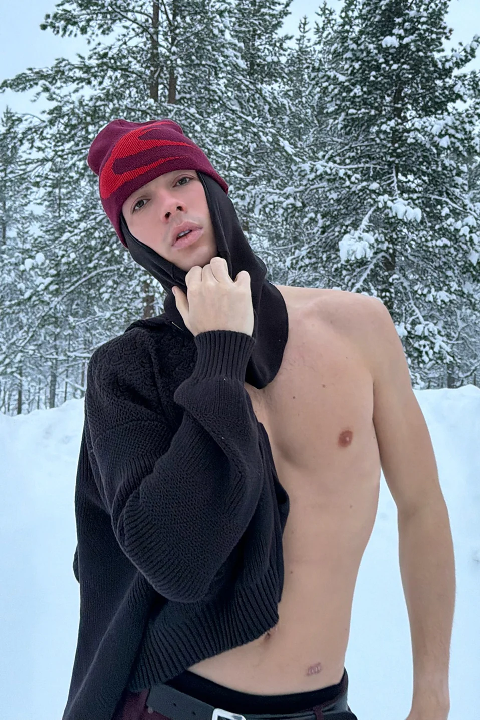 Thumbnail 4